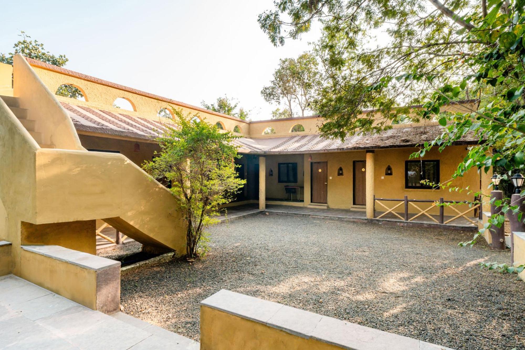 Treebo Premium Mowgli'S Den, Pench Otel Khawāsa Dış mekan fotoğraf